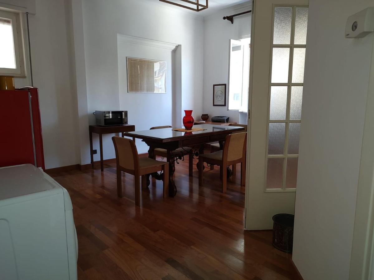 Nel Mezzo Del Cammin Apartment Brindisi Exterior photo