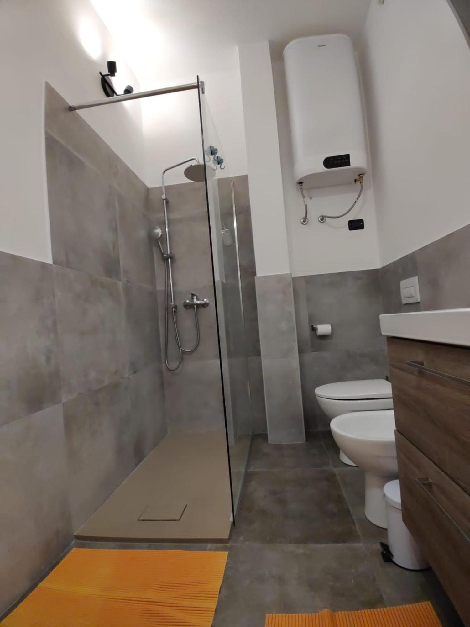 Nel Mezzo Del Cammin Apartment Brindisi Exterior photo